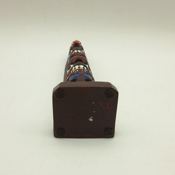 Haida Totem From Alaska - Picture 7 of 11